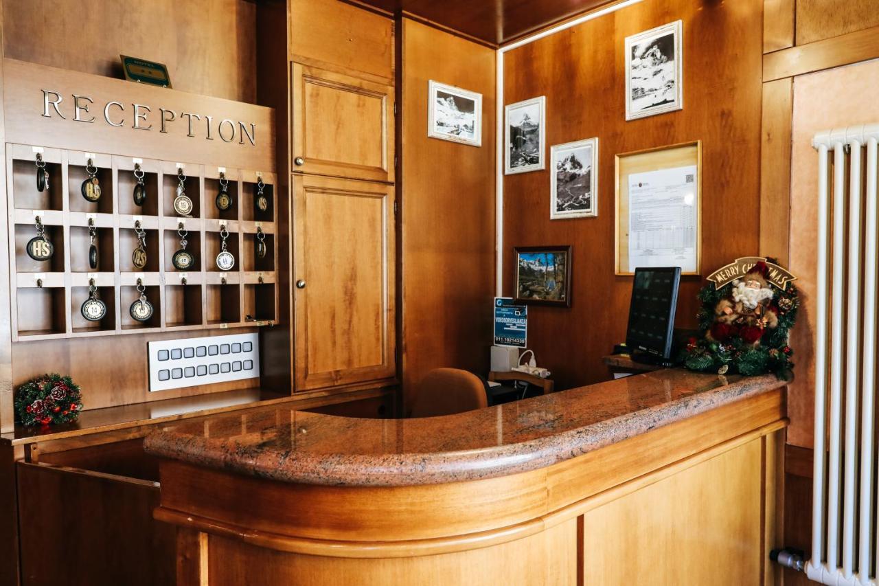 Hotel Sporting Брей-Червиния Экстерьер фото
